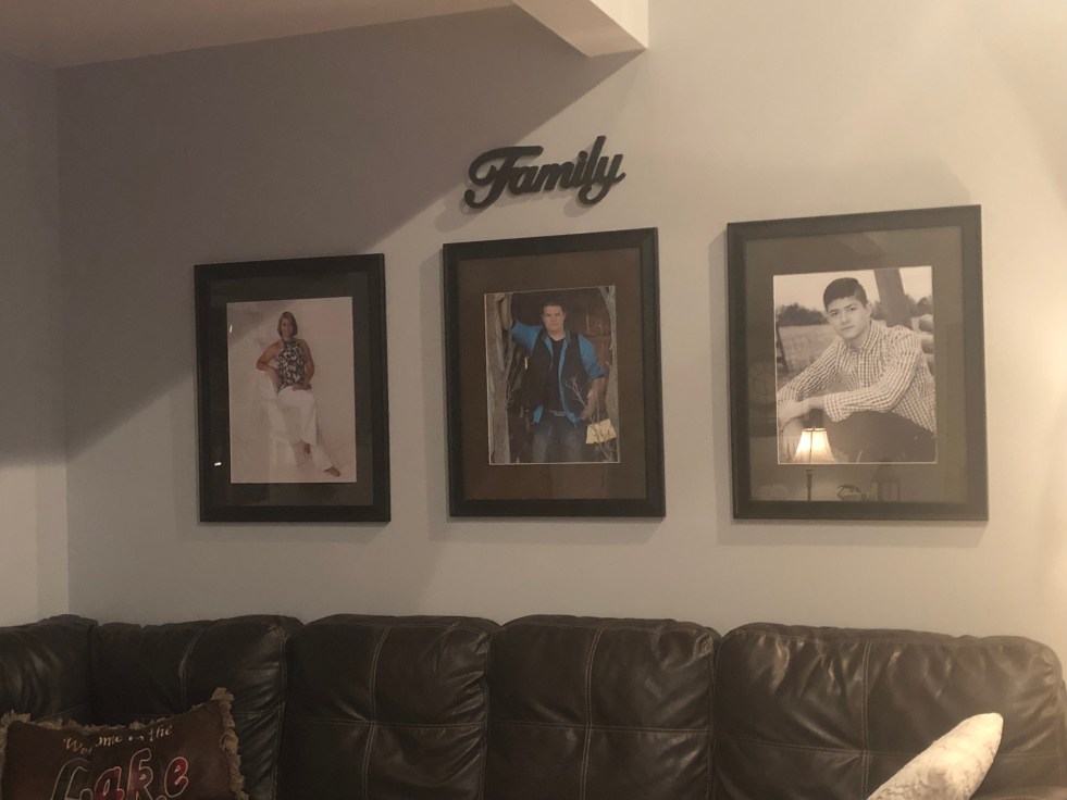 5B5FDDFB-FB85-404D-81AE-48269263E377